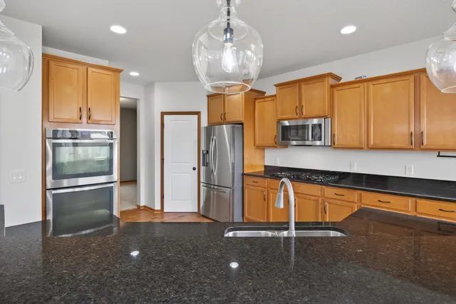 $699,900 | 17330 50th Avenue North, Plymouth, MN 55446