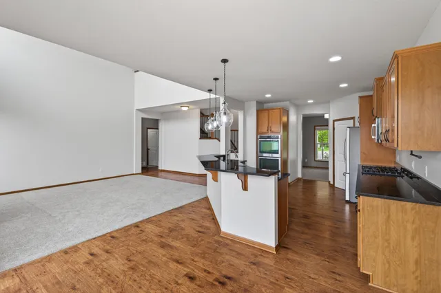 $699,900 | 17330 50th Avenue North, Plymouth, MN 55446