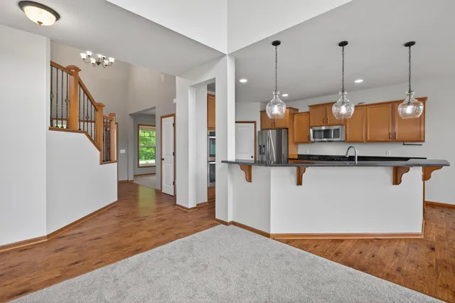 $699,900 | 17330 50th Avenue North, Plymouth, MN 55446