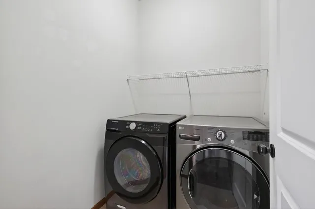 $699,900 | 17330 50th Avenue North, Plymouth, MN 55446