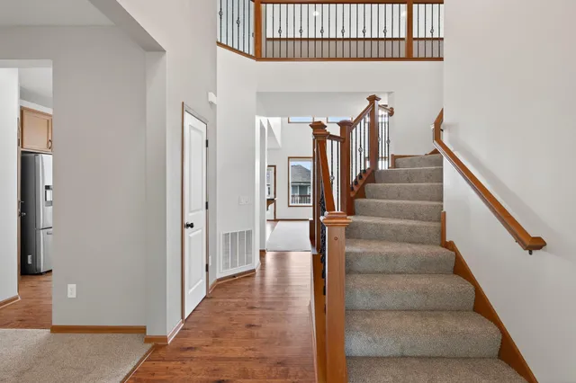 $699,900 | 17330 50th Avenue North, Plymouth, MN 55446