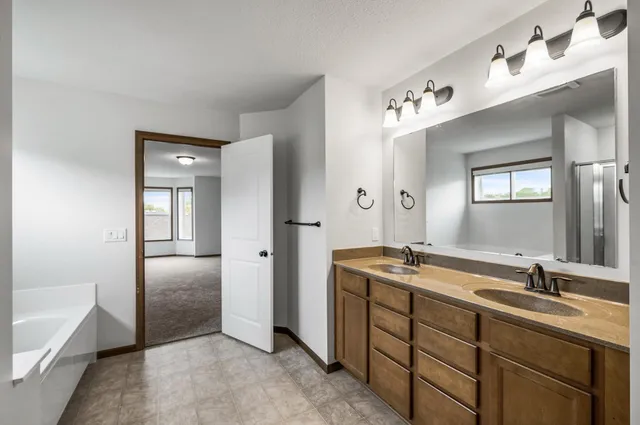 $699,900 | 17330 50th Avenue North, Plymouth, MN 55446