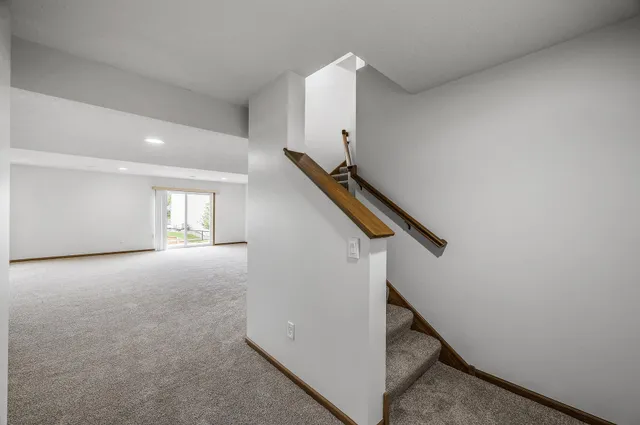 $699,900 | 17330 50th Avenue North, Plymouth, MN 55446