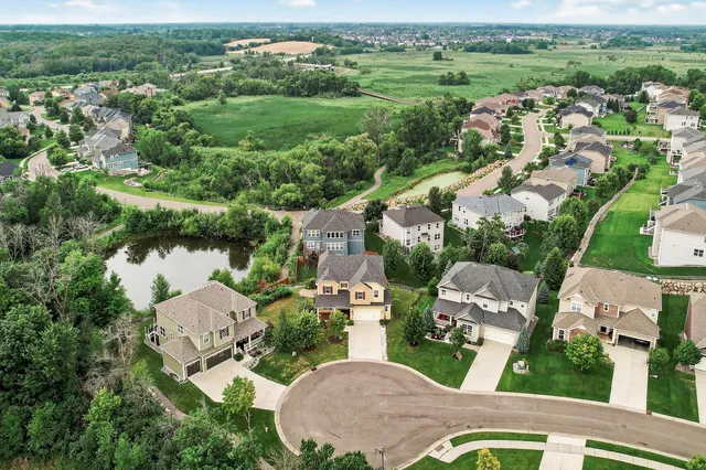 $699,900 | 17330 50th Avenue North, Plymouth, MN 55446