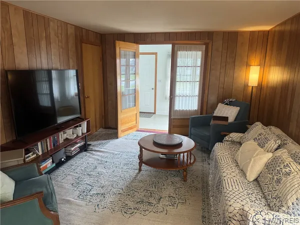 $269,900 | 5204 Abbott Road, Hamburg, NY 14075