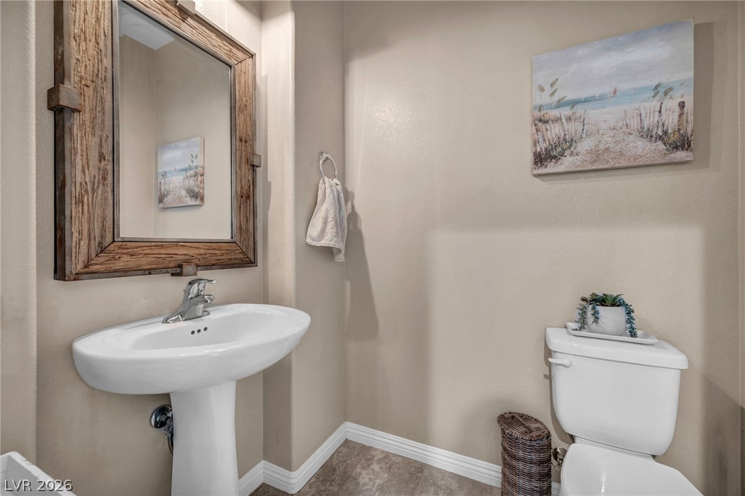 1636 Blue Cliffs Avenue Henderson, NV 89014 - Photo 18 of 61
