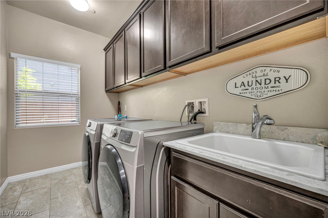 1636 Blue Cliffs Avenue Henderson, NV 89014 - Photo 20 of 61