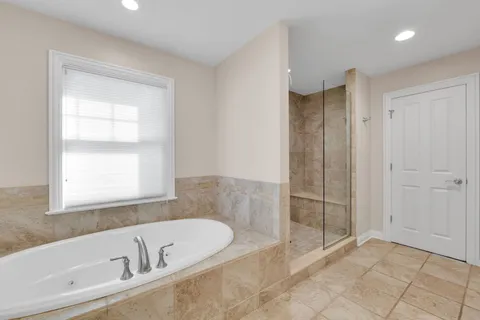 $1,250,000 | 141 Walnut Street, Libertyville, IL 60048