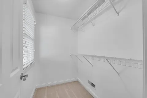 $1,250,000 | 141 Walnut Street, Libertyville, IL 60048