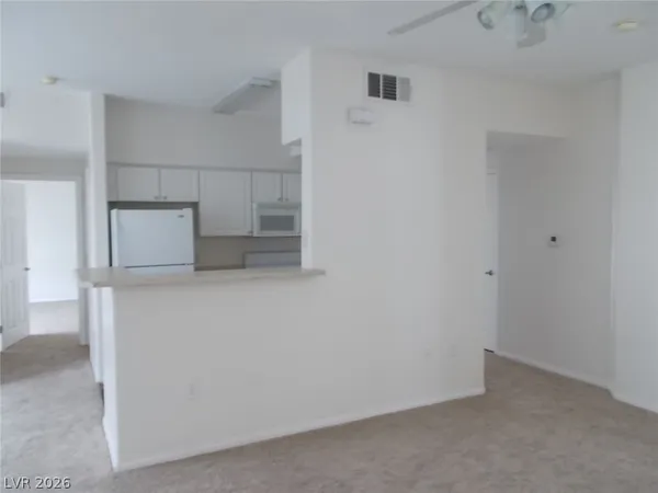 $1,600 | 9000 South Las Vegas Boulevard, Unit 2242, Las Vegas, NV 89123