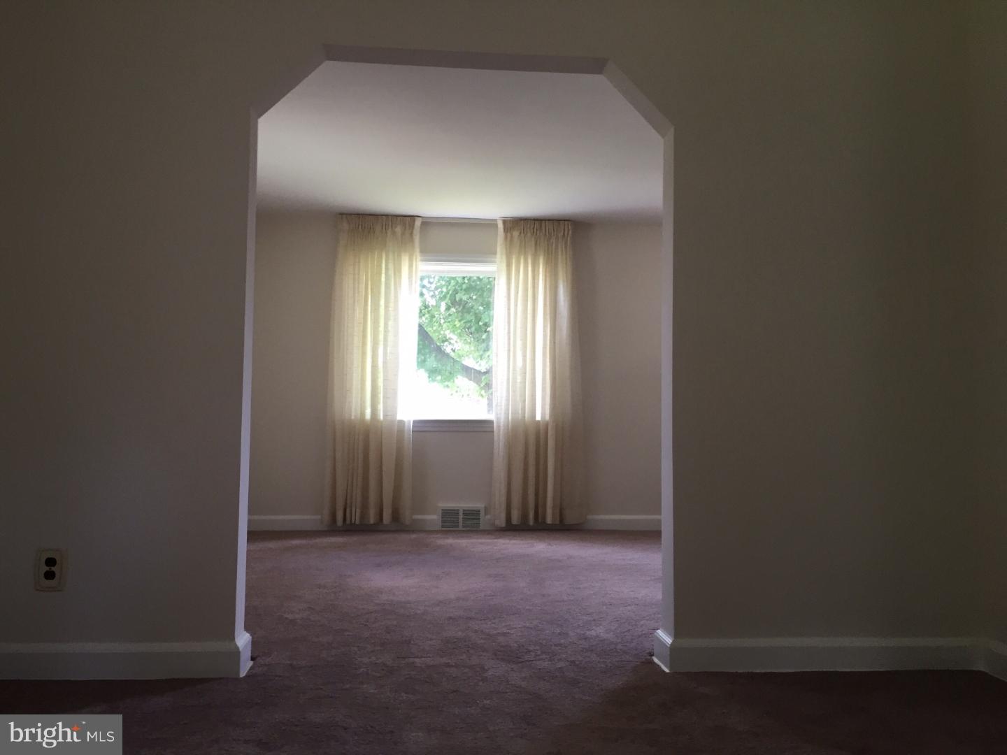 531 Ridley Circle Morton, PA 19070 - Photo 5 of 16 Gallery Image 5