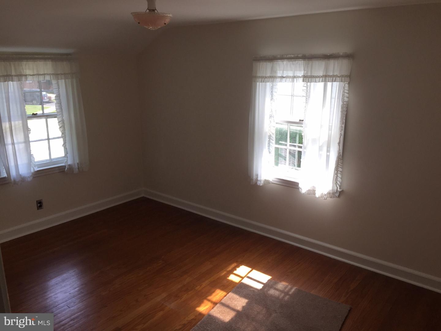 531 Ridley Circle Morton, PA 19070 - Photo 9 of 16 Gallery Image 9