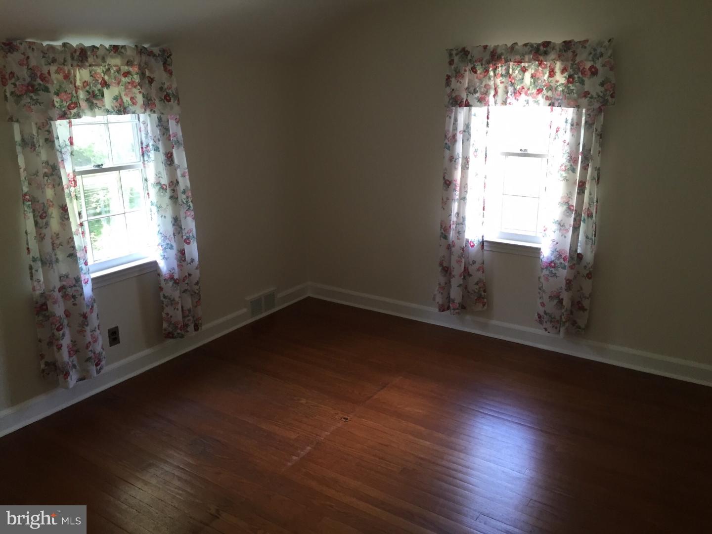 531 Ridley Circle Morton, PA 19070 - Photo 10 of 16 Gallery Image 10