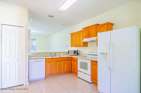 a bathroom with a sink and a bathtub