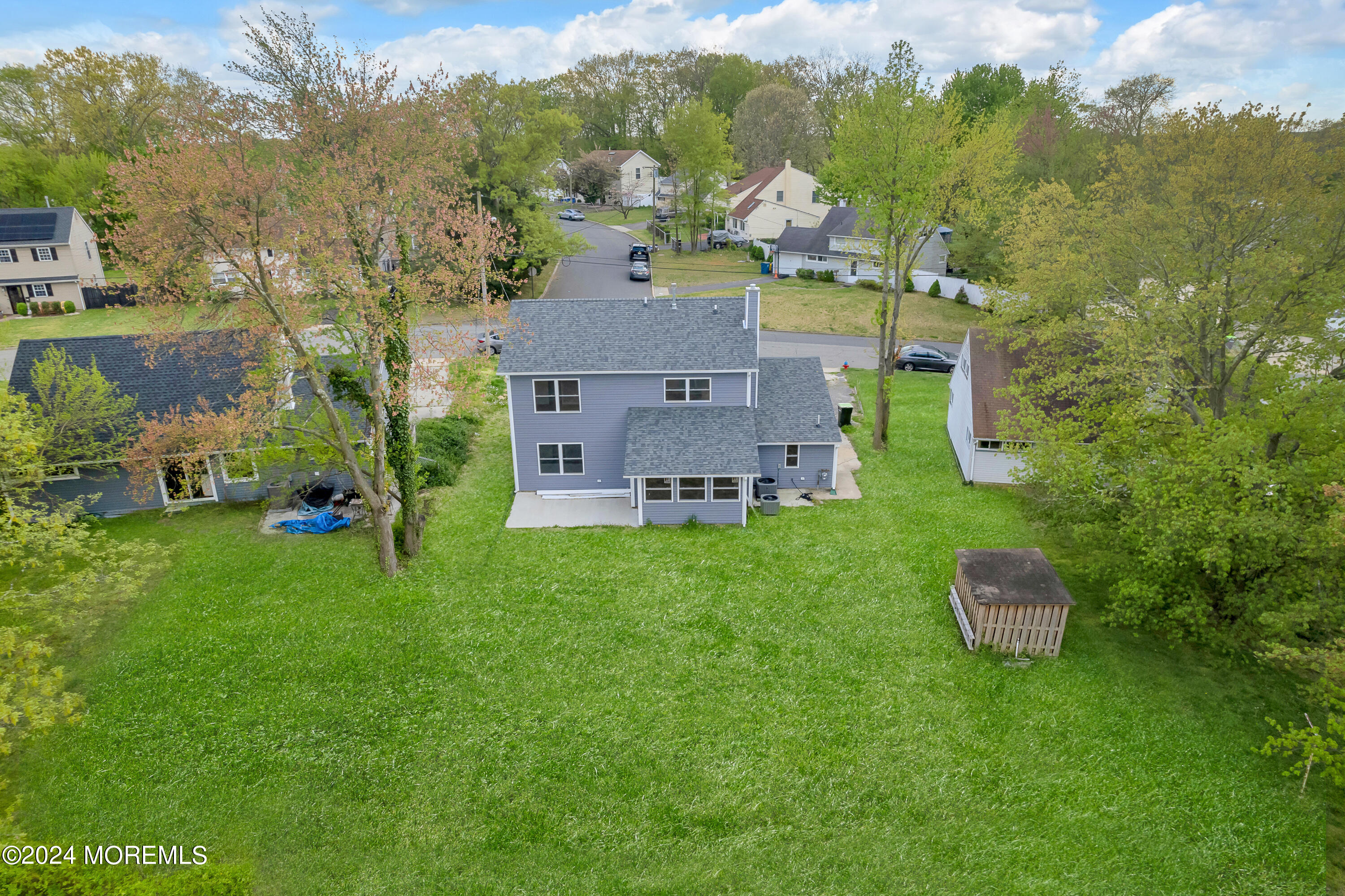 36 Pine Tree Road Old Bridge, NJ 08857 - Photo 10 of 34 a front view of a house with garden