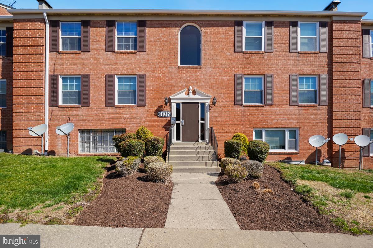 3807 Swann Road, Unit 103 Suitland, MD 20746 - Photo 2 of 31 Gallery Image 2
