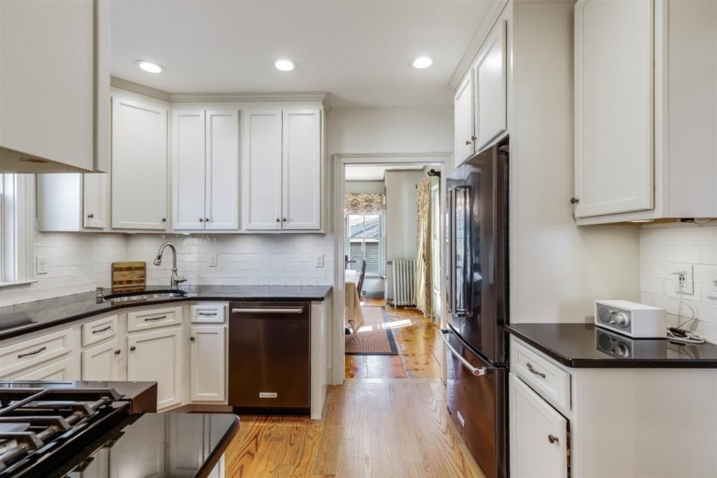 171 Broadway Hanover, MA 02339 - Photo 8 of 29