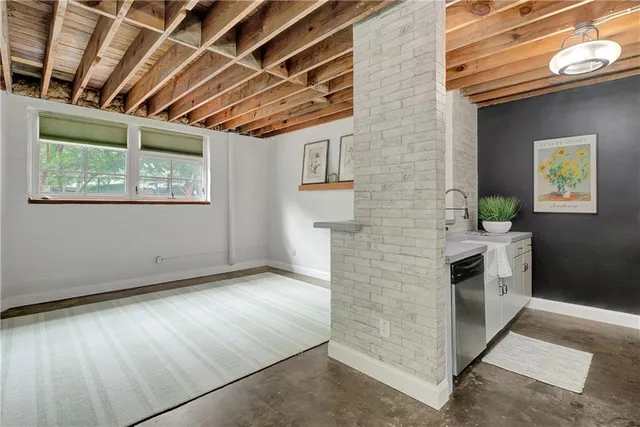 $299,000 | 172 Carroll Street Southeast, Unit 103, Atlanta, GA 30312