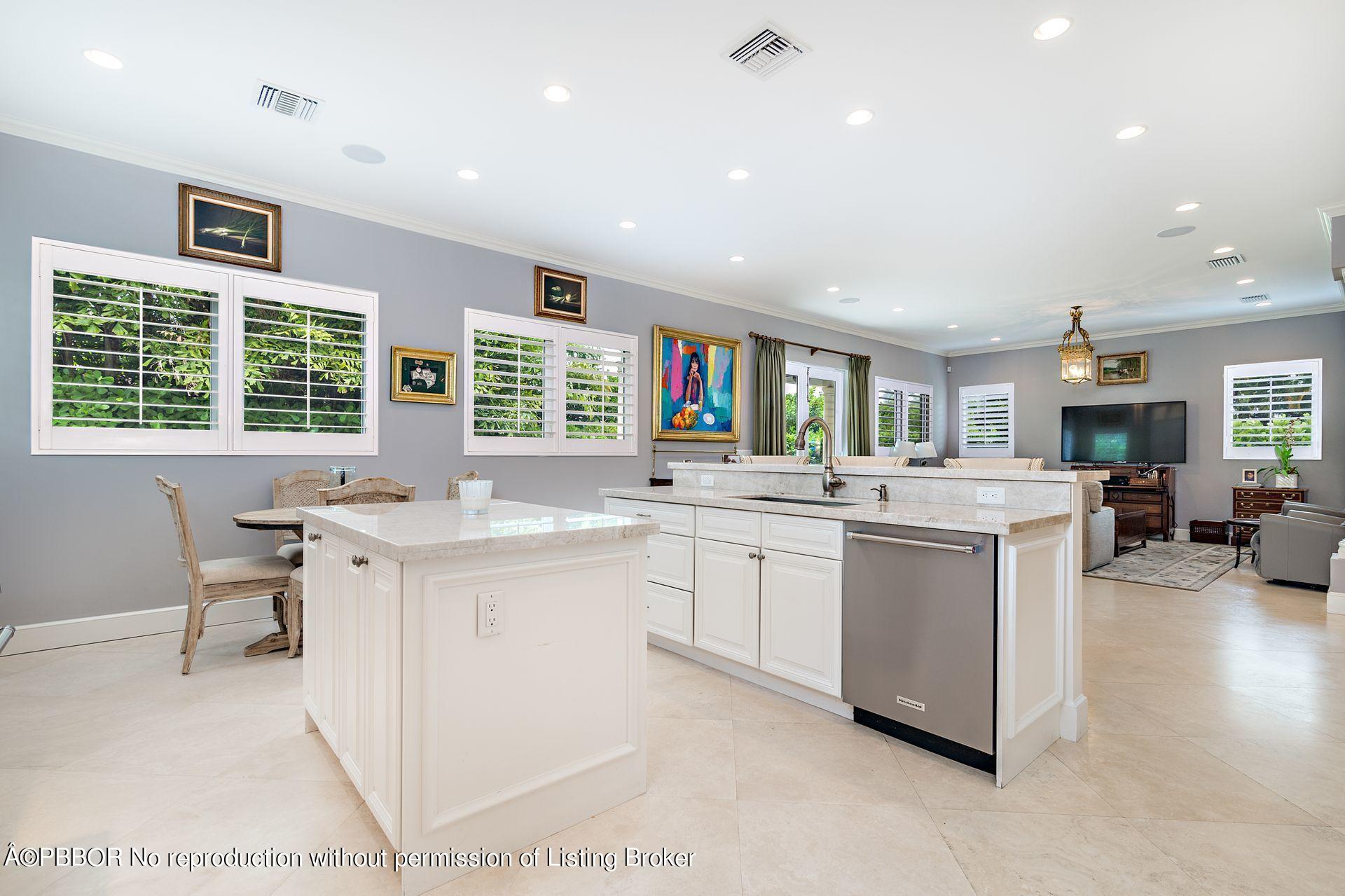 229 Edmor Road West Palm Beach, FL 33405 - Photo 13 of 33 13
