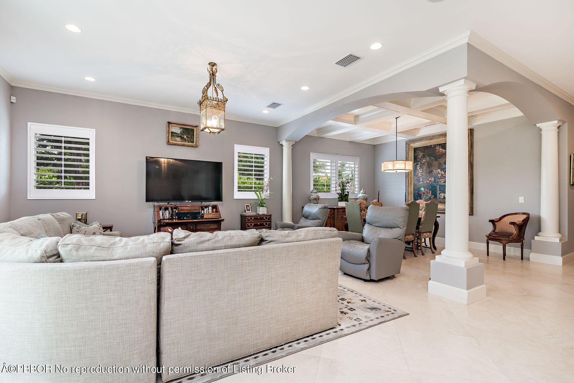 229 Edmor Road West Palm Beach, FL 33405 - Photo 6 of 33 6