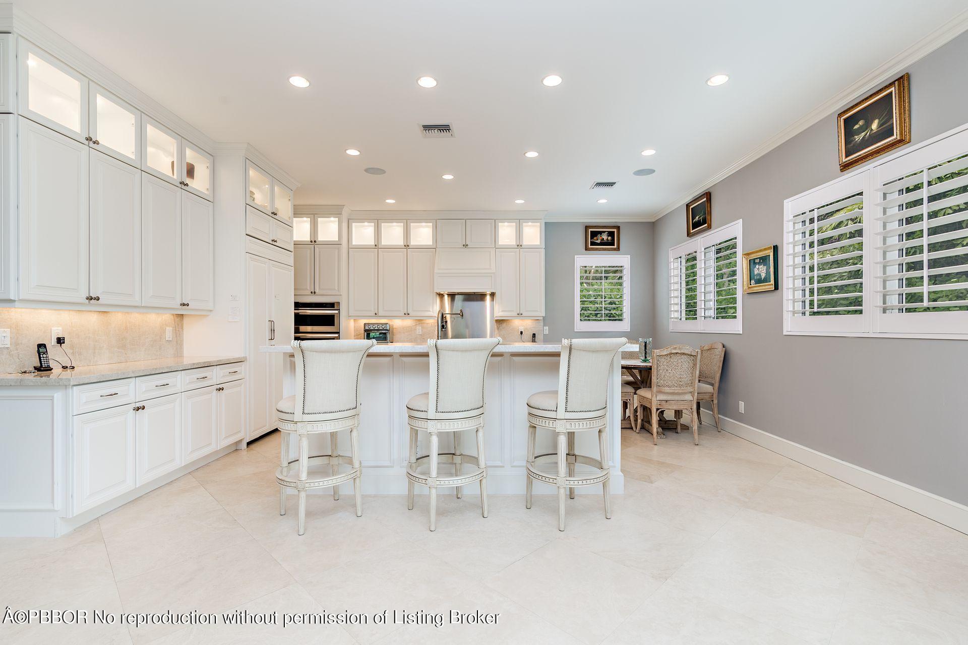 229 Edmor Road West Palm Beach, FL 33405 - Photo 10 of 33 10