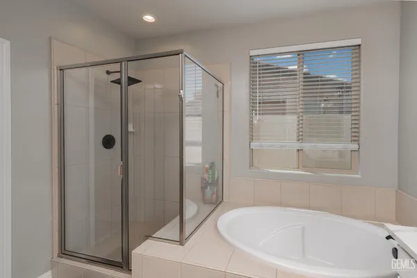 $640,000 | Undisclosed Address, Bakersfield, CA 93311