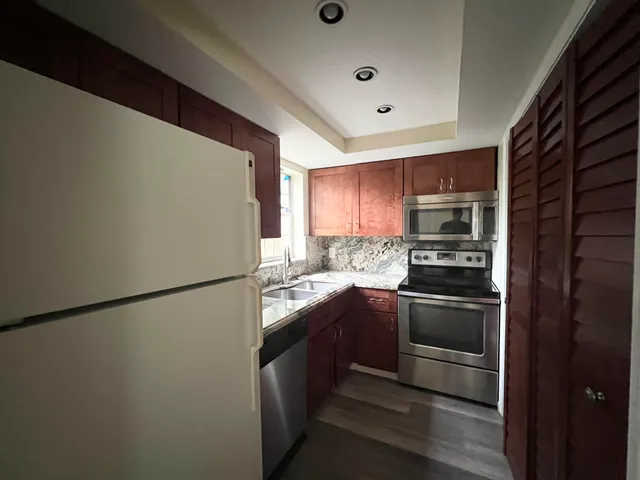 $2,500 | 3319 South Olive Avenue, West Palm Beach, FL 33405