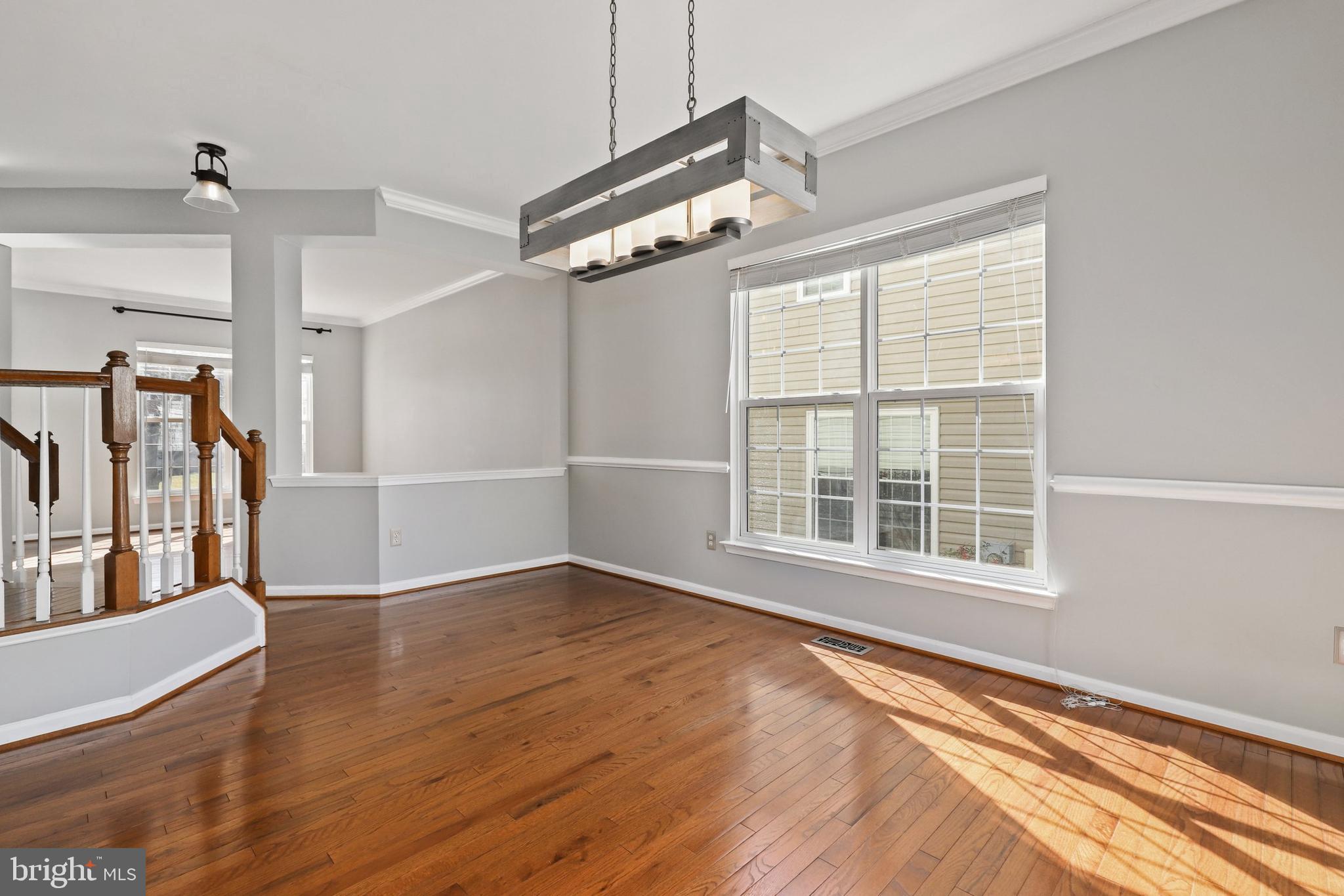 18275 Maple Spring Court Leesburg, VA 20176 - Photo 10 of 47 Gallery Image 10