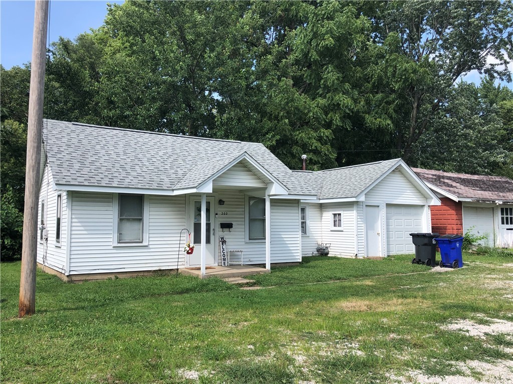 250-260 East Maryland Heights Road Decatur, IL 62526 - Photo 2 of 9