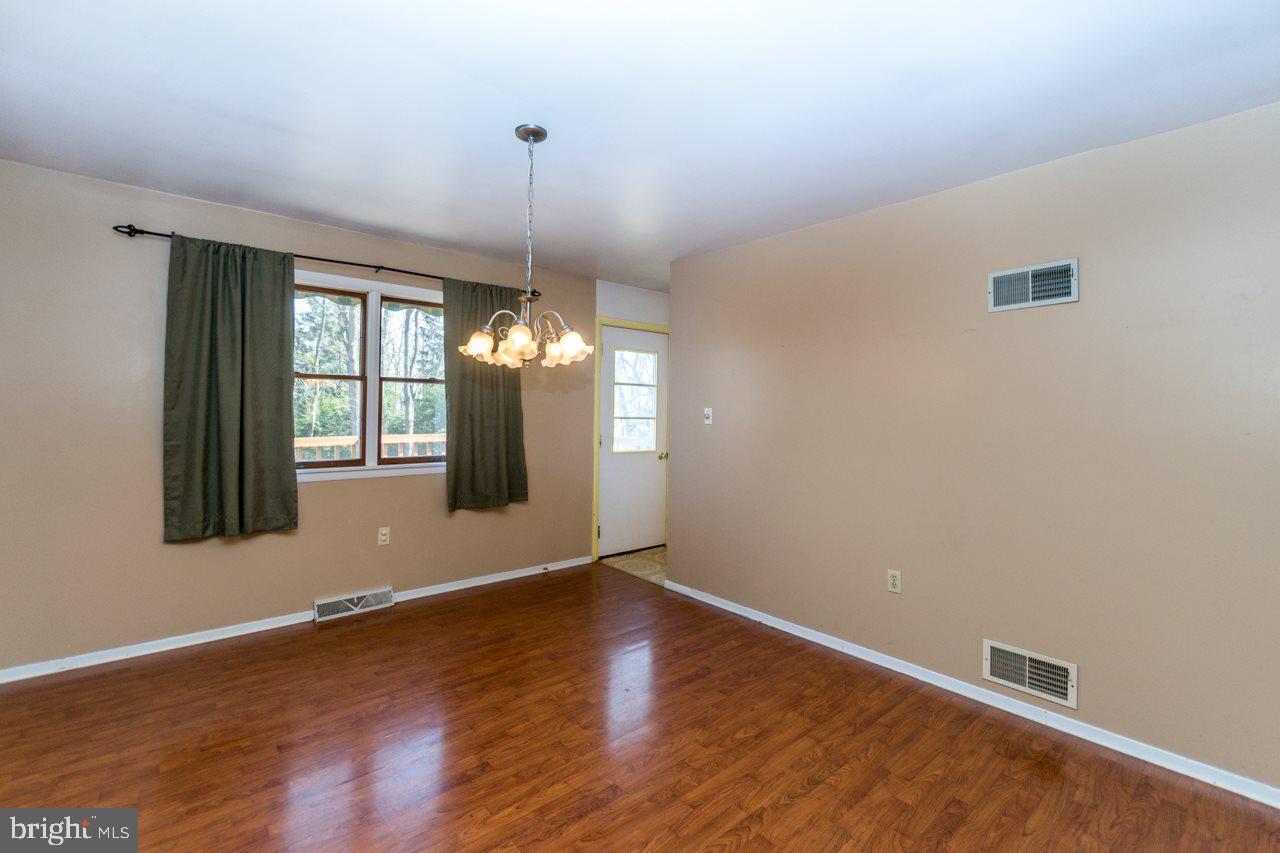 22 Hamilton Road Boiling Springs, PA 17007 - Photo 9 of 25 Gallery Image 9