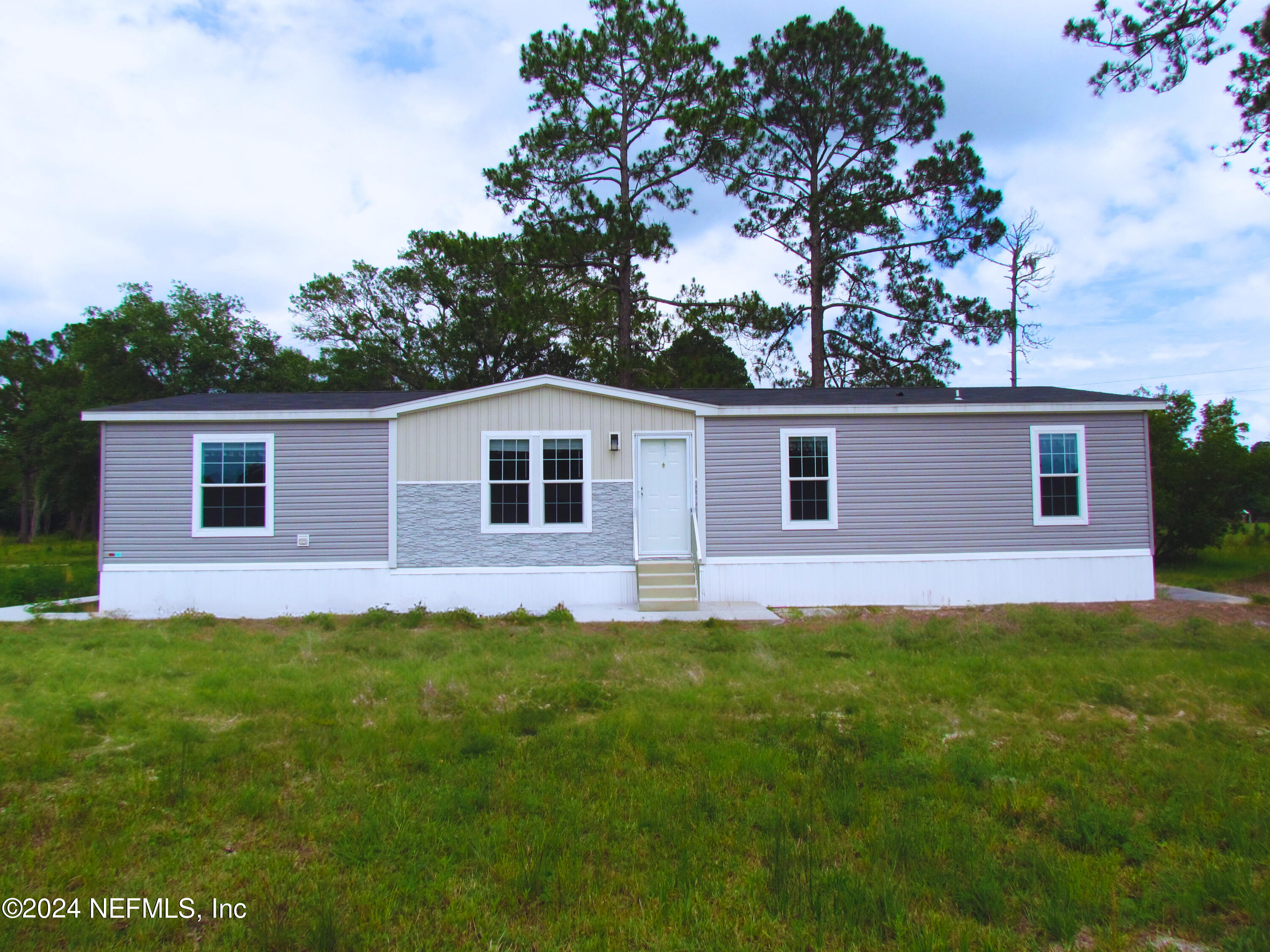 22461 Baxter Grade Road Sanderson, FL 32087 - Photo 1 of 22 9402b021-9446-40fb-814d-fb5600dc249d