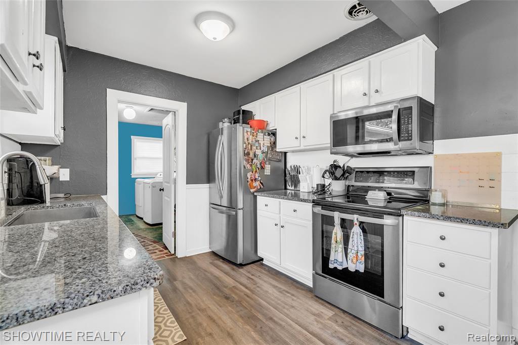 3444 Maple Street Port Huron, MI 48060 - Photo 13 of 30