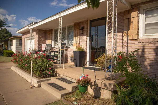 $215,000 | 800 Maple Avenue, Panhandle, TX 79068