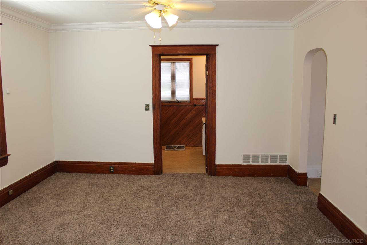 5554 Pointe Tremble Road Algonac, MI 48001 - Photo 21 of 36 31317942-20.JPG