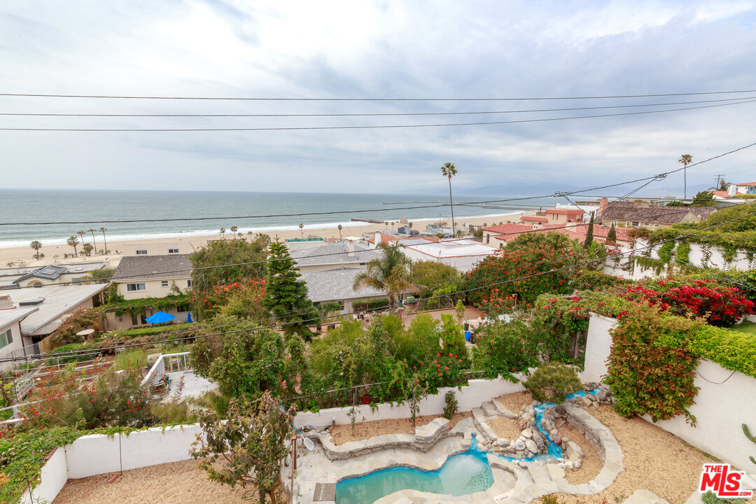 7203 Rindge Avenue Playa del Rey, CA 90293 - Photo 34 of 47