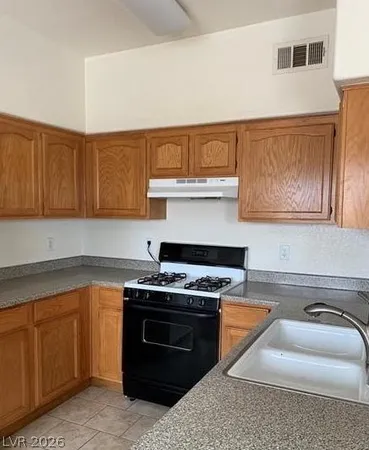 $1,150 | 3400 Cabana Drive, Unit 2112, Las Vegas, NV 89122
