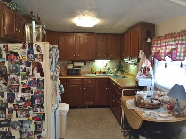 2212 Wolfs Point Drive Rochester, IN 46975 - Photo 5 of 15