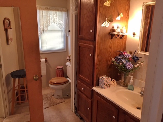 2212 Wolfs Point Drive Rochester, IN 46975 - Photo 8 of 15