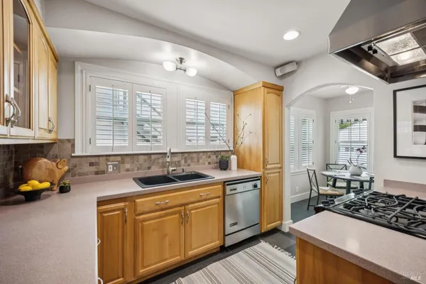 $819,000 | 909 Slater Street, Santa Rosa, CA 95401