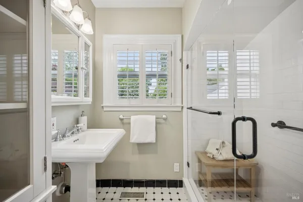 $819,000 | 909 Slater Street, Santa Rosa, CA 95401