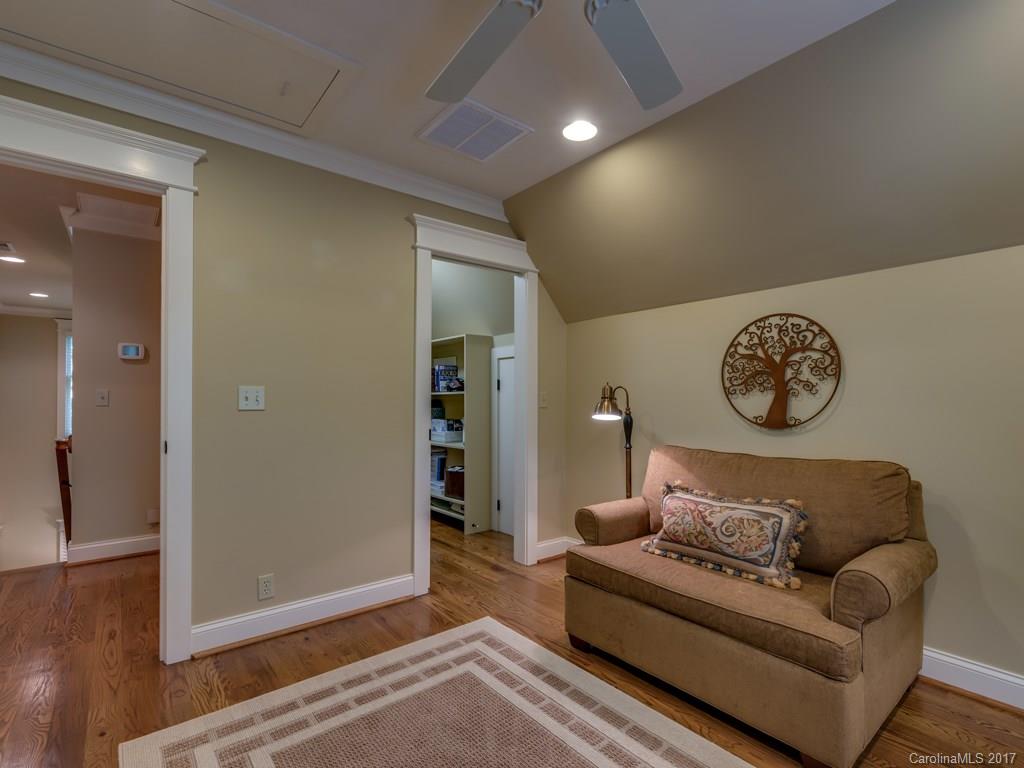 978 Rixhaven Drive Saluda, NC 28773 - Photo 13 of 24 Gallery Image 13