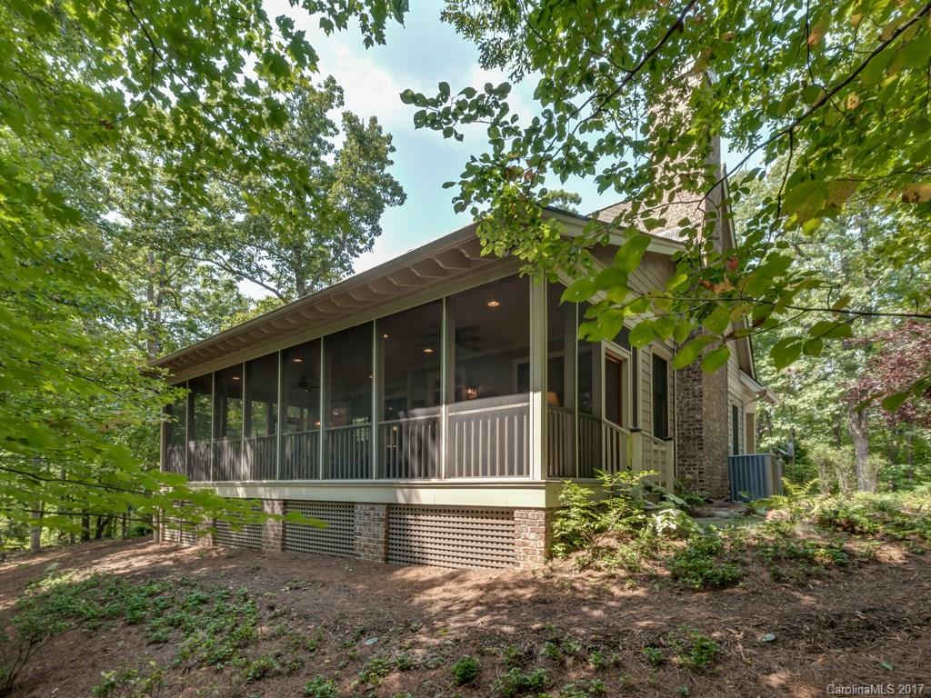 978 Rixhaven Drive Saluda, NC 28773 - Photo 22 of 24 Gallery Image 22