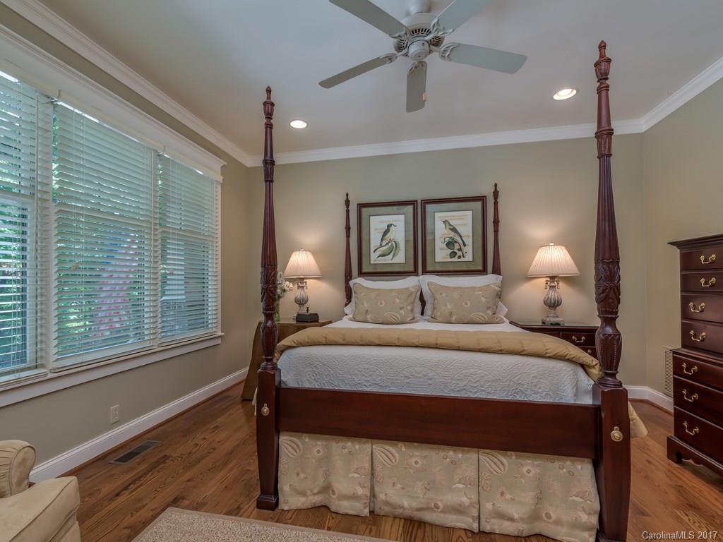 978 Rixhaven Drive Saluda, NC 28773 - Photo 9 of 24 Gallery Image 9