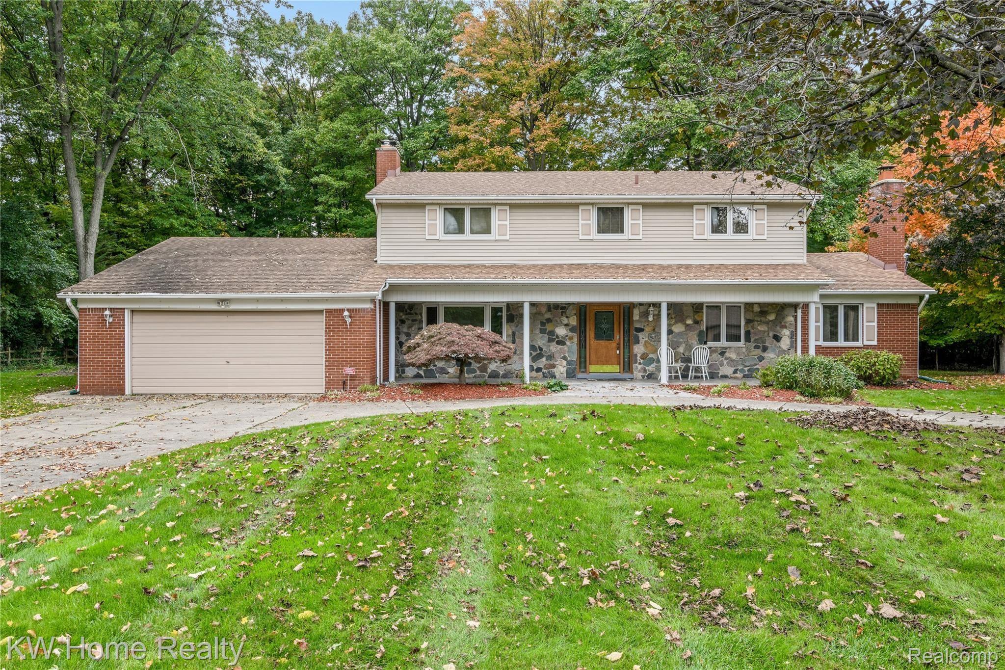 30059 Richmond Road Farmington, MI 48334 - Photo 2 of 39 2-print-30059 Richmond Road - Farmington Hills0031.jpg