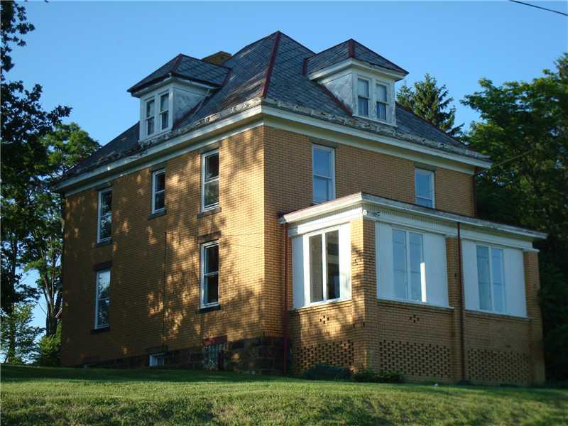 403 Juniper Lane Ruffs Dale, PA 15679 - Photo 8 of 9 Exterior Back.