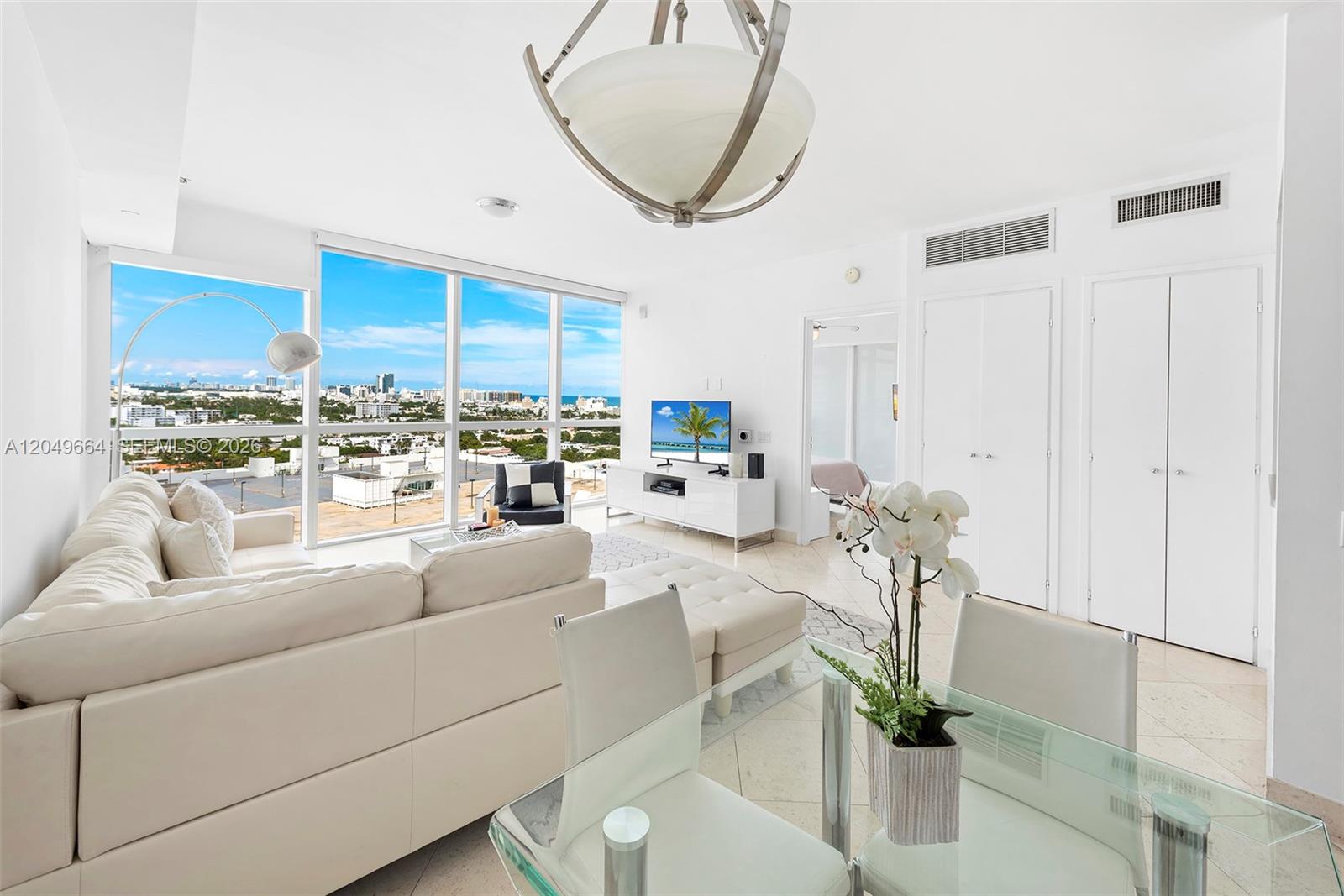 450 Alton Road, Unit 1708 Miami Beach, FL 33139 - Photo 10 of 38