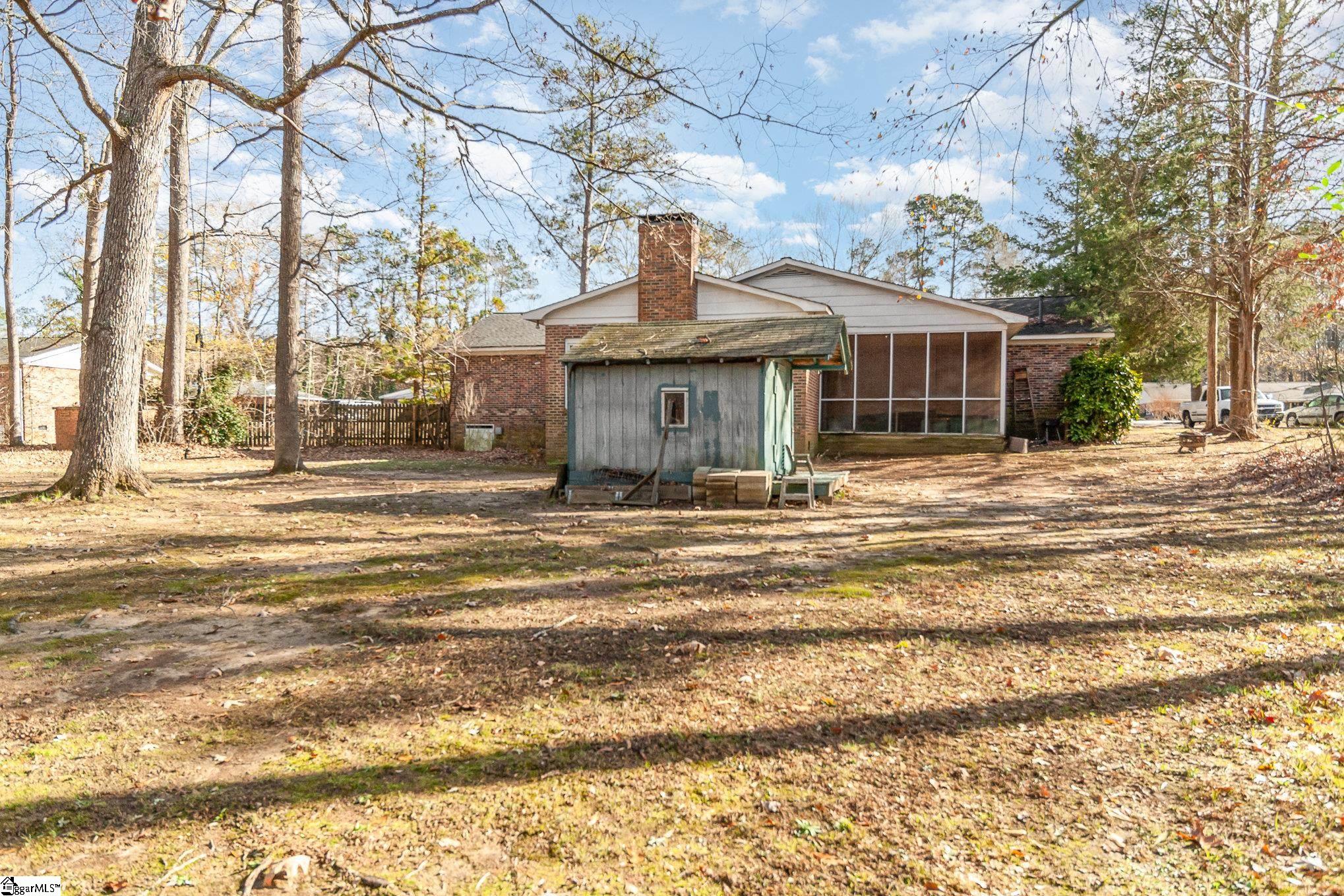 181 State Rd S-30-483 Clinton, SC 29325 - Photo 24 of 27