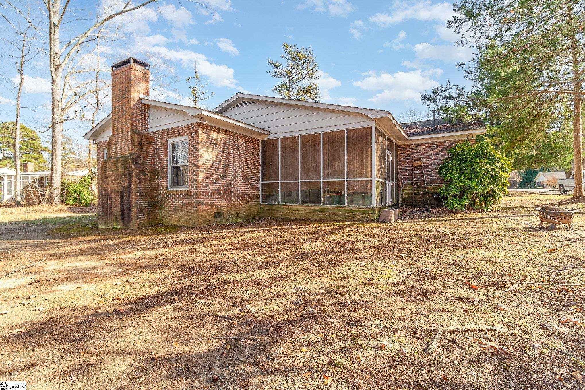 181 State Rd S-30-483 Clinton, SC 29325 - Photo 26 of 27