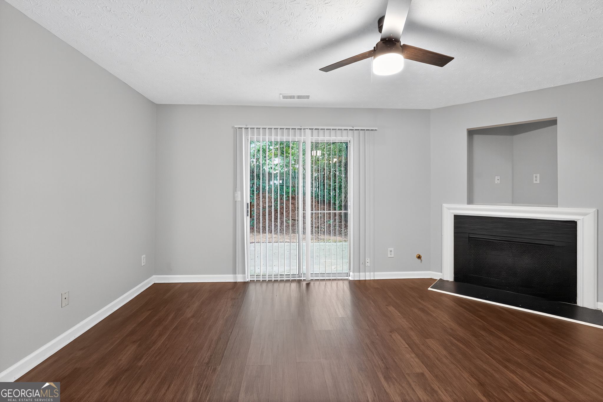 3151 Panthers Trace Decatur, GA 30034 - Photo 9 of 34