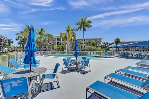 $229,900 | 455 Paradise Isle Boulevard, Unit 104, Hallandale Beach, FL 33009